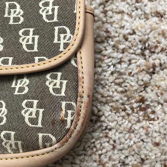 Dooney & Bourke wristlet wallet - Picture 5 of 5